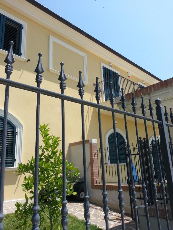 ホテルA Casa Di Desideria モンサンポーロ・デル・トロント エクステリア 写真